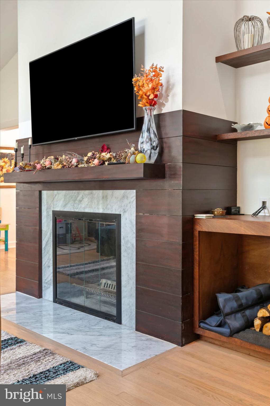 6812 TULIP HILL TERRACE