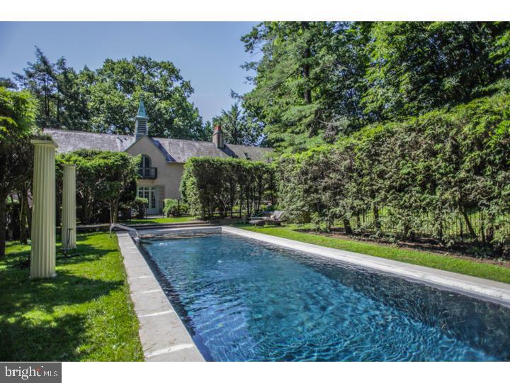 COACH HOUSE - Residential