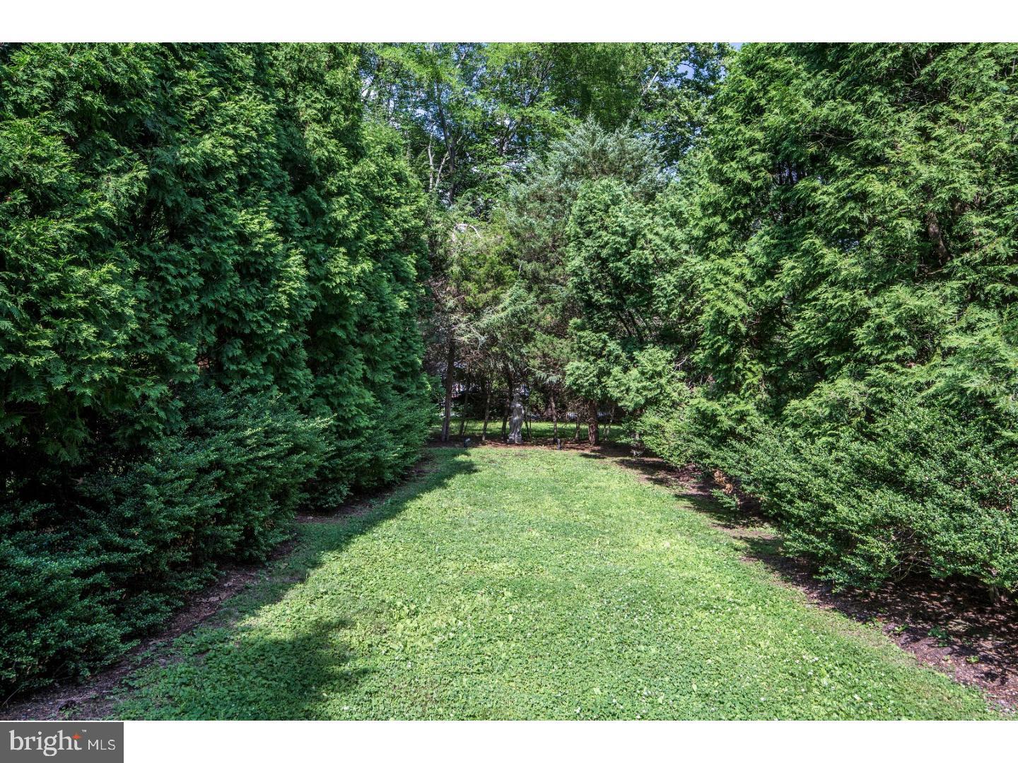 COACH HOUSE - Residential