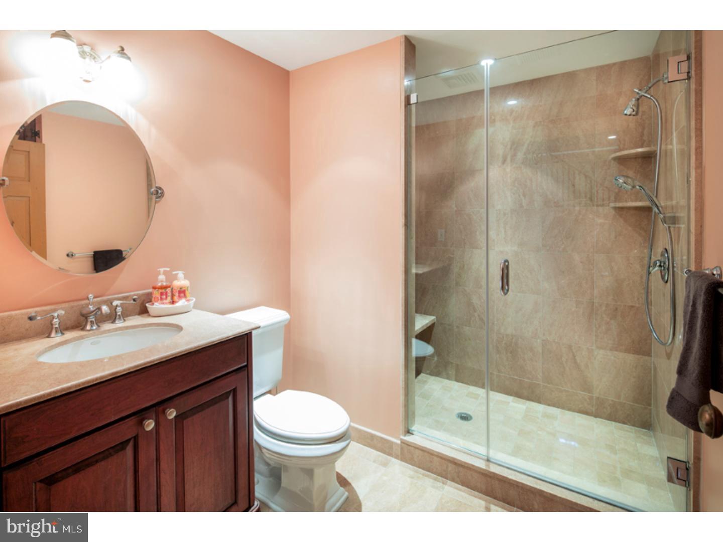 COACH HOUSE - Residential