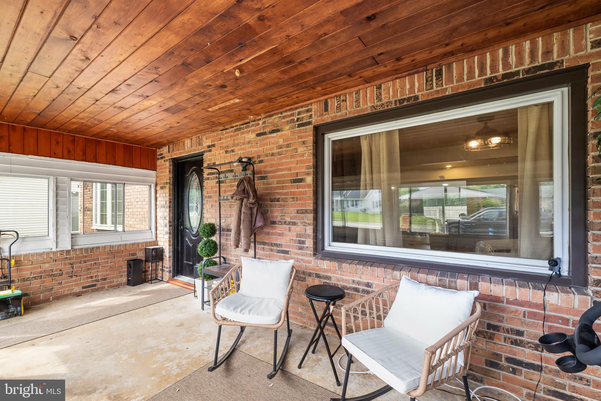 103 HOLBROOK LANE