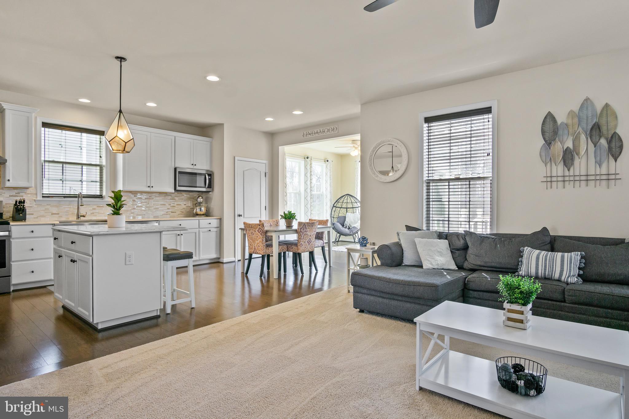 ARCHERS ROCK - Residential