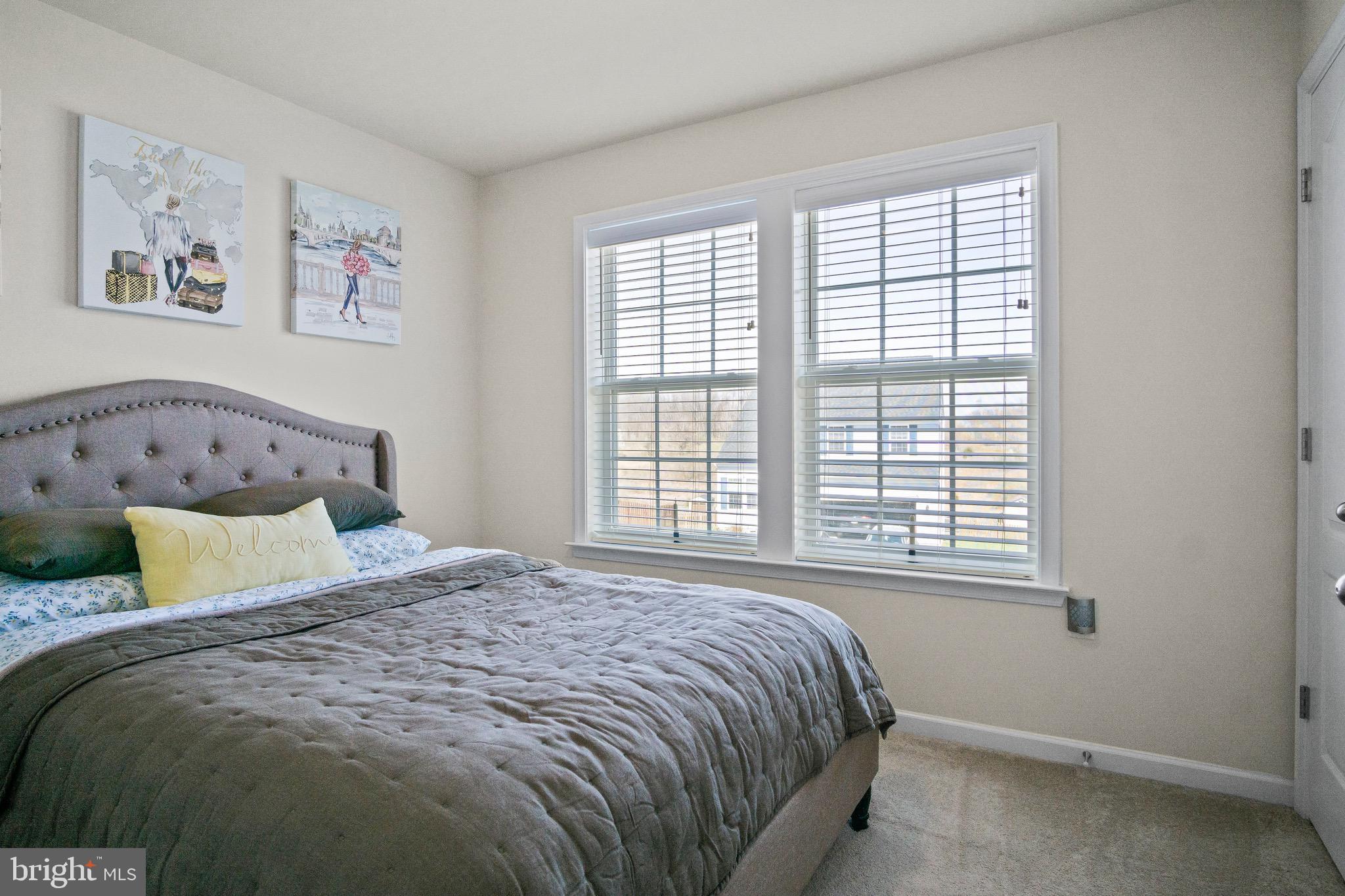 ARCHERS ROCK - Residential