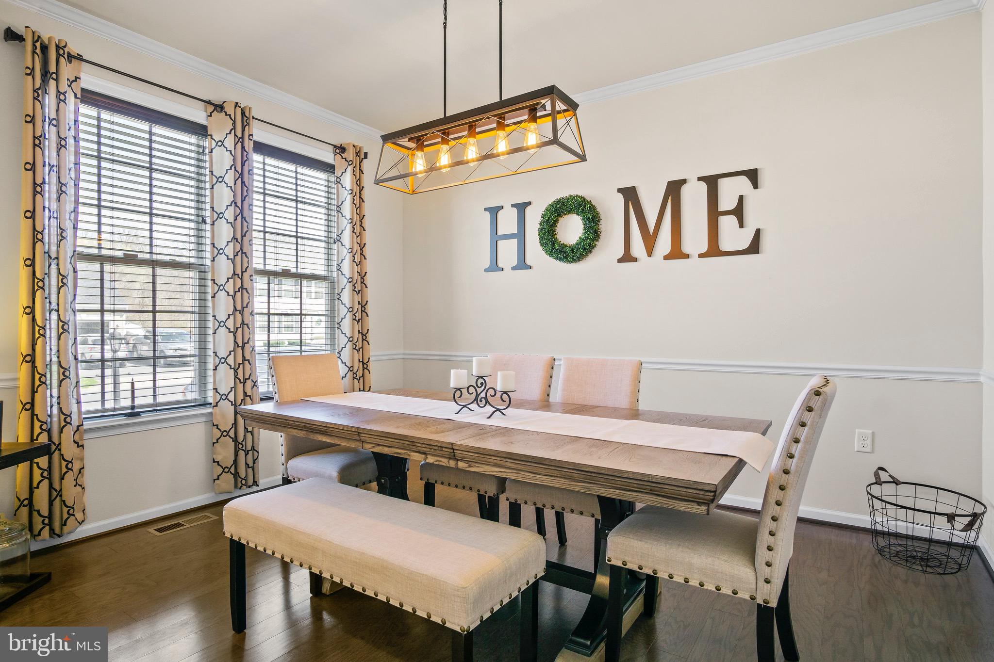 ARCHERS ROCK - Residential