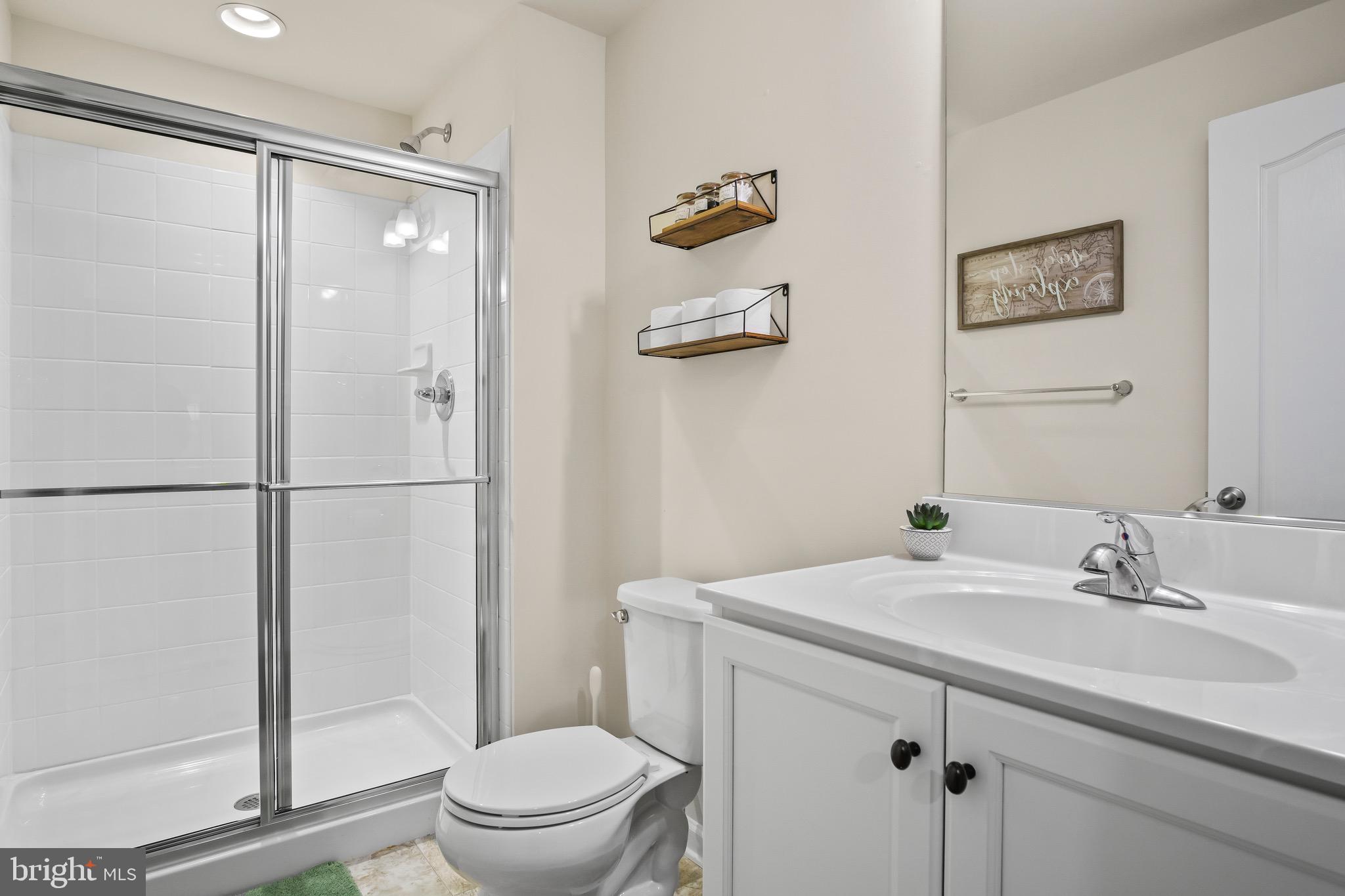 ARCHERS ROCK - Residential