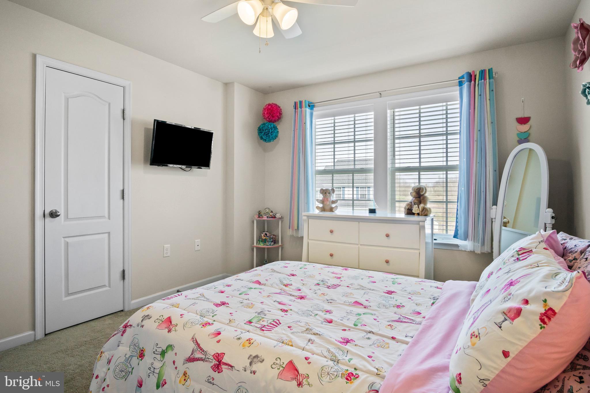 ARCHERS ROCK - Residential