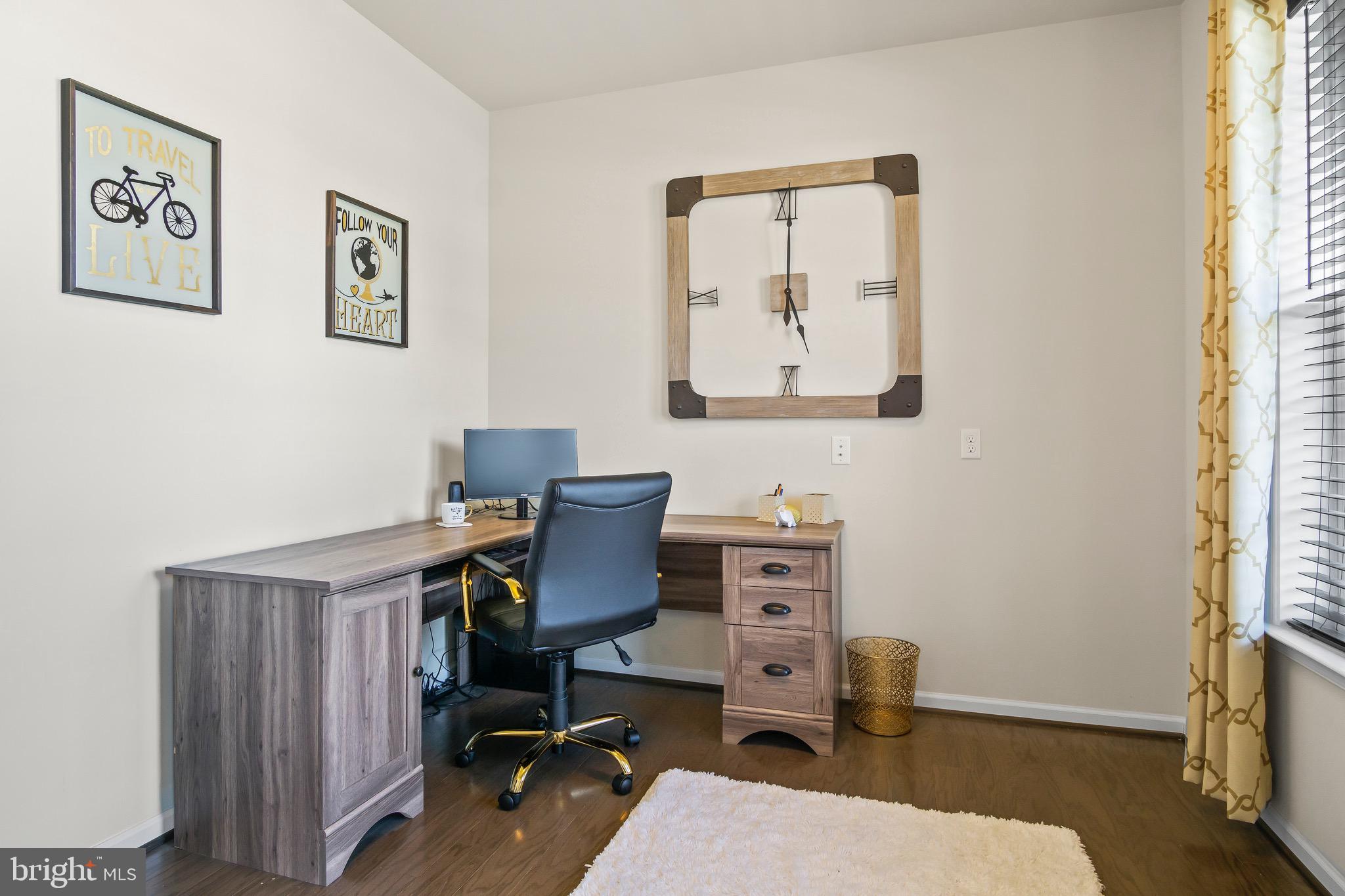 ARCHERS ROCK - Residential