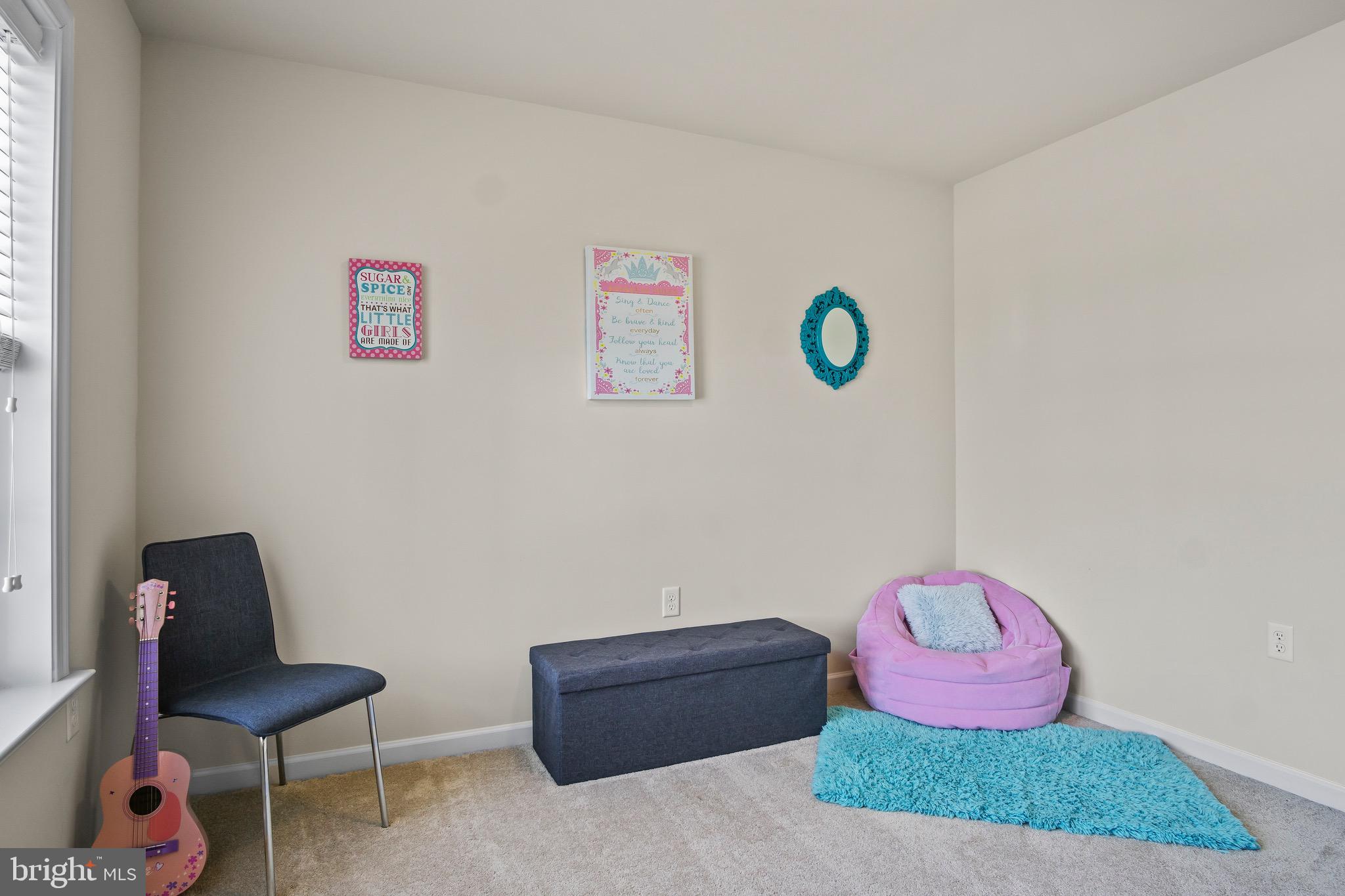 ARCHERS ROCK - Residential