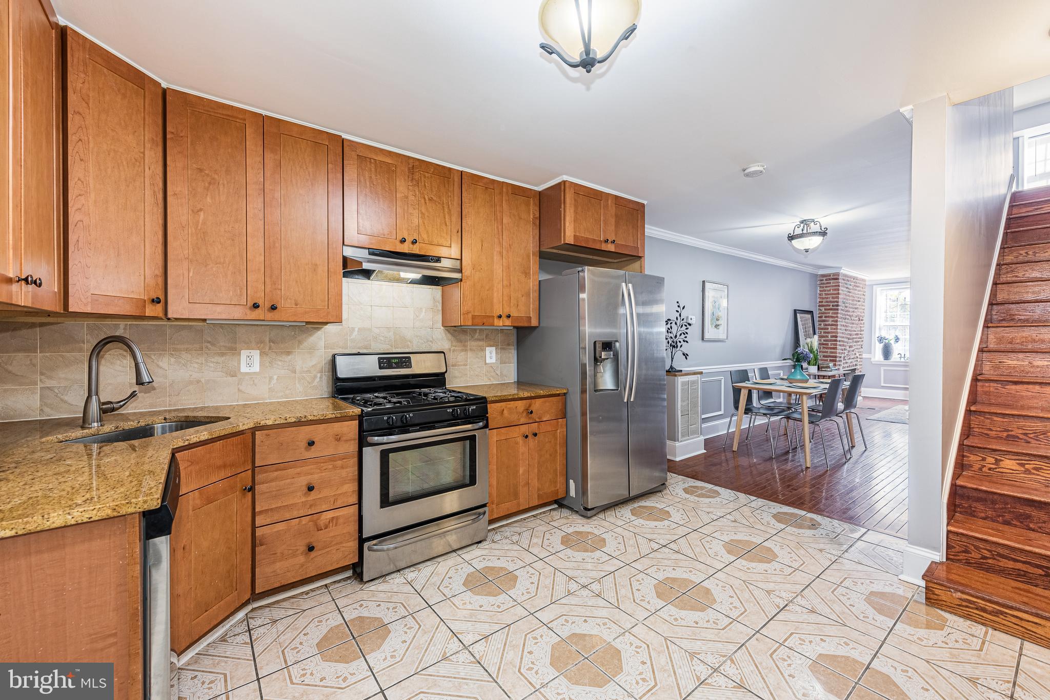 HOLLINS MARKET - Residential