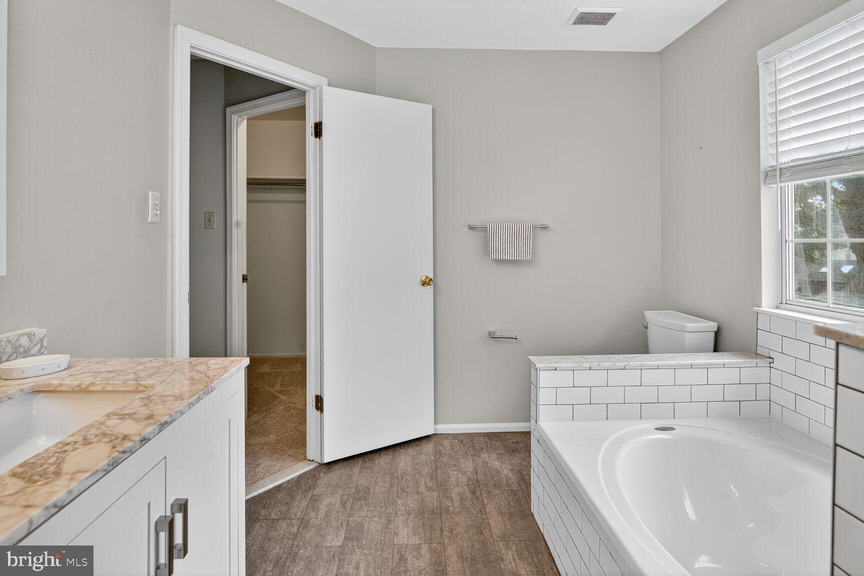 WORTHINGTON GLEN - Residential