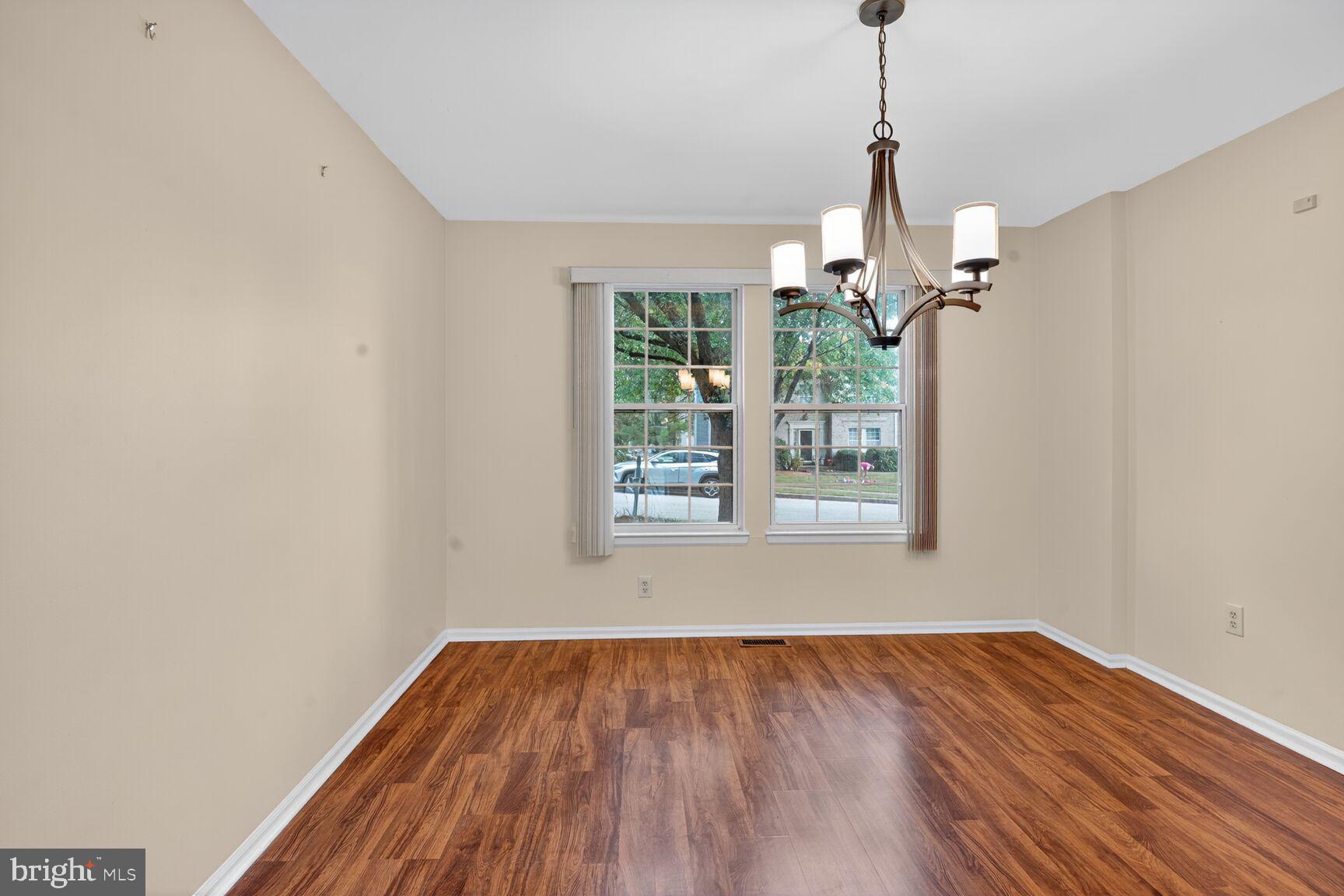 WORTHINGTON GLEN - Residential