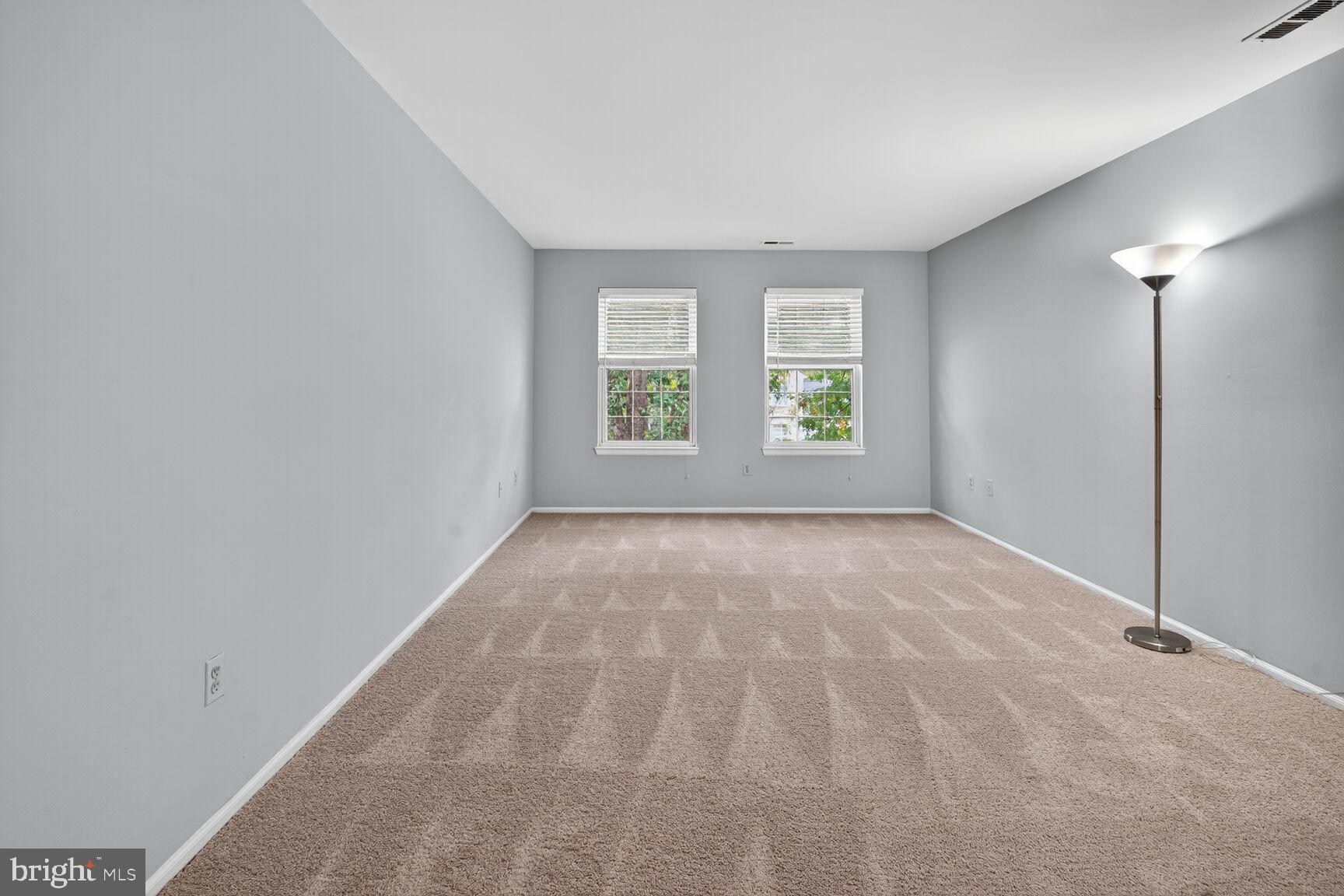 WORTHINGTON GLEN - Residential