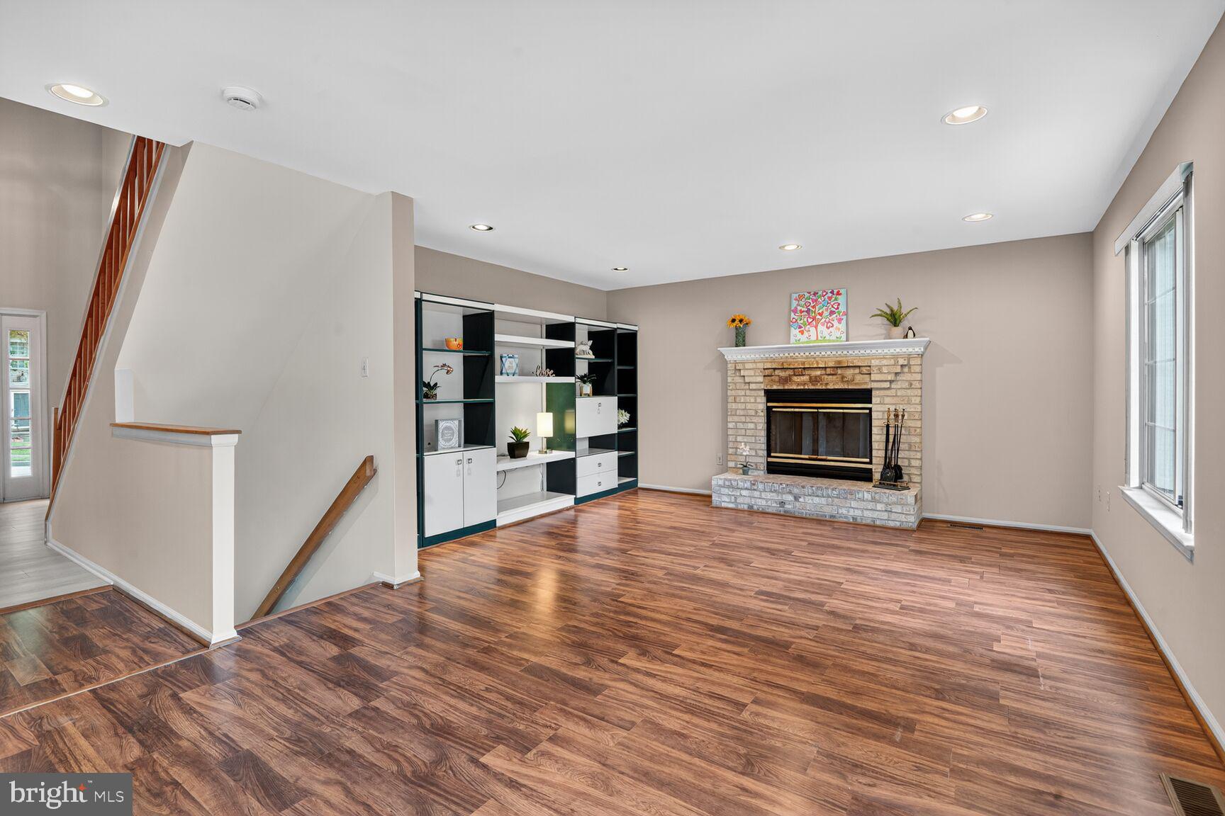 WORTHINGTON GLEN - Residential