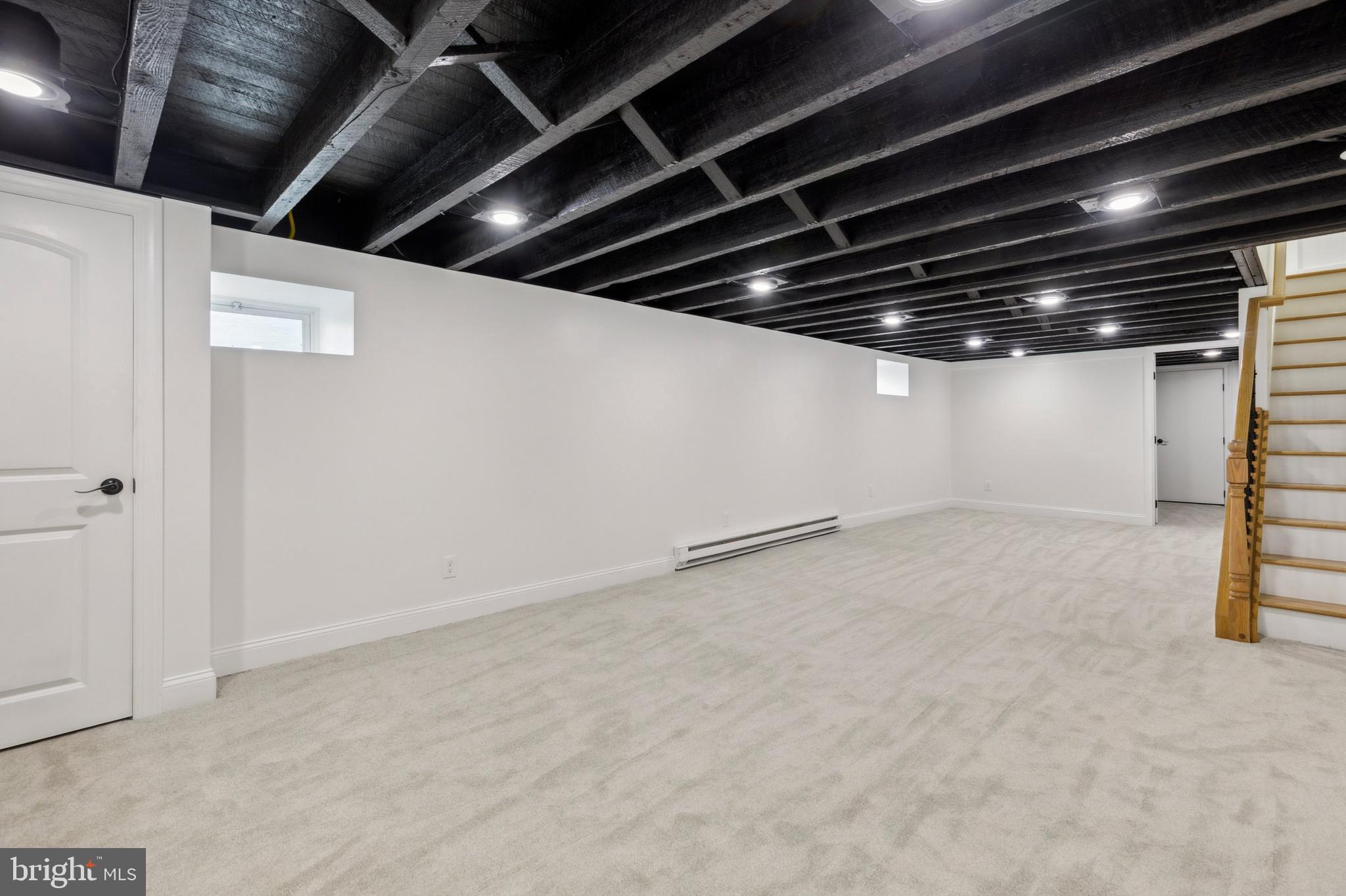 ROXBOROUGH - Residential