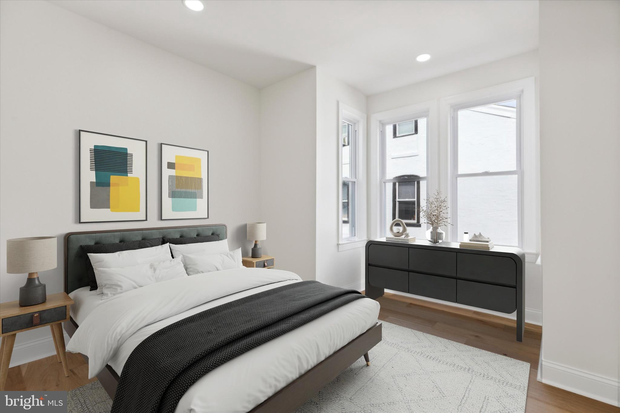 ROXBOROUGH - Residential