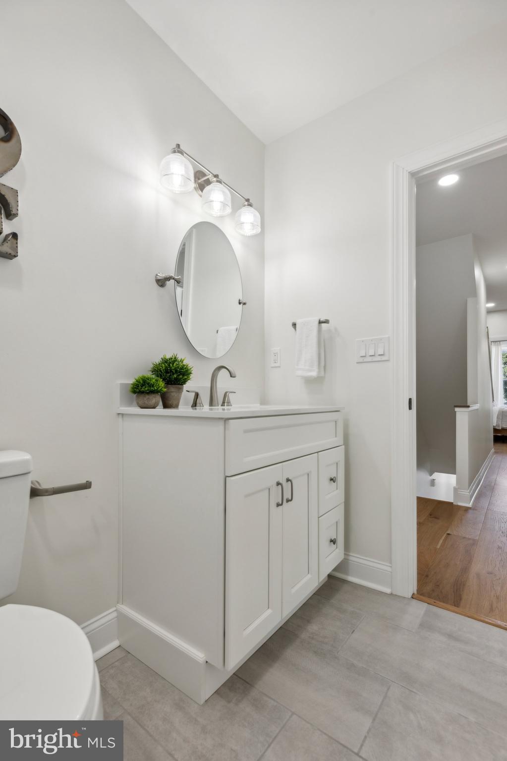 ROXBOROUGH - Residential