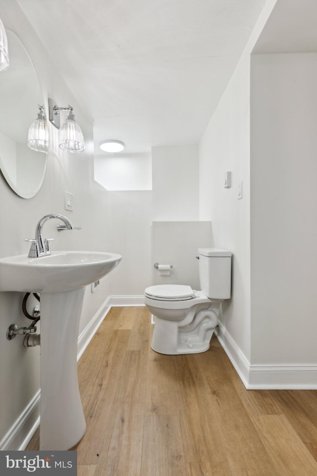 ROXBOROUGH - Residential