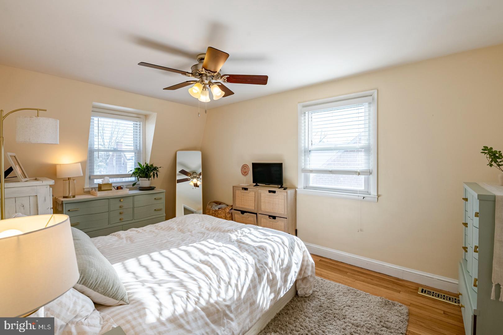 LINCOLN PARK - Residential