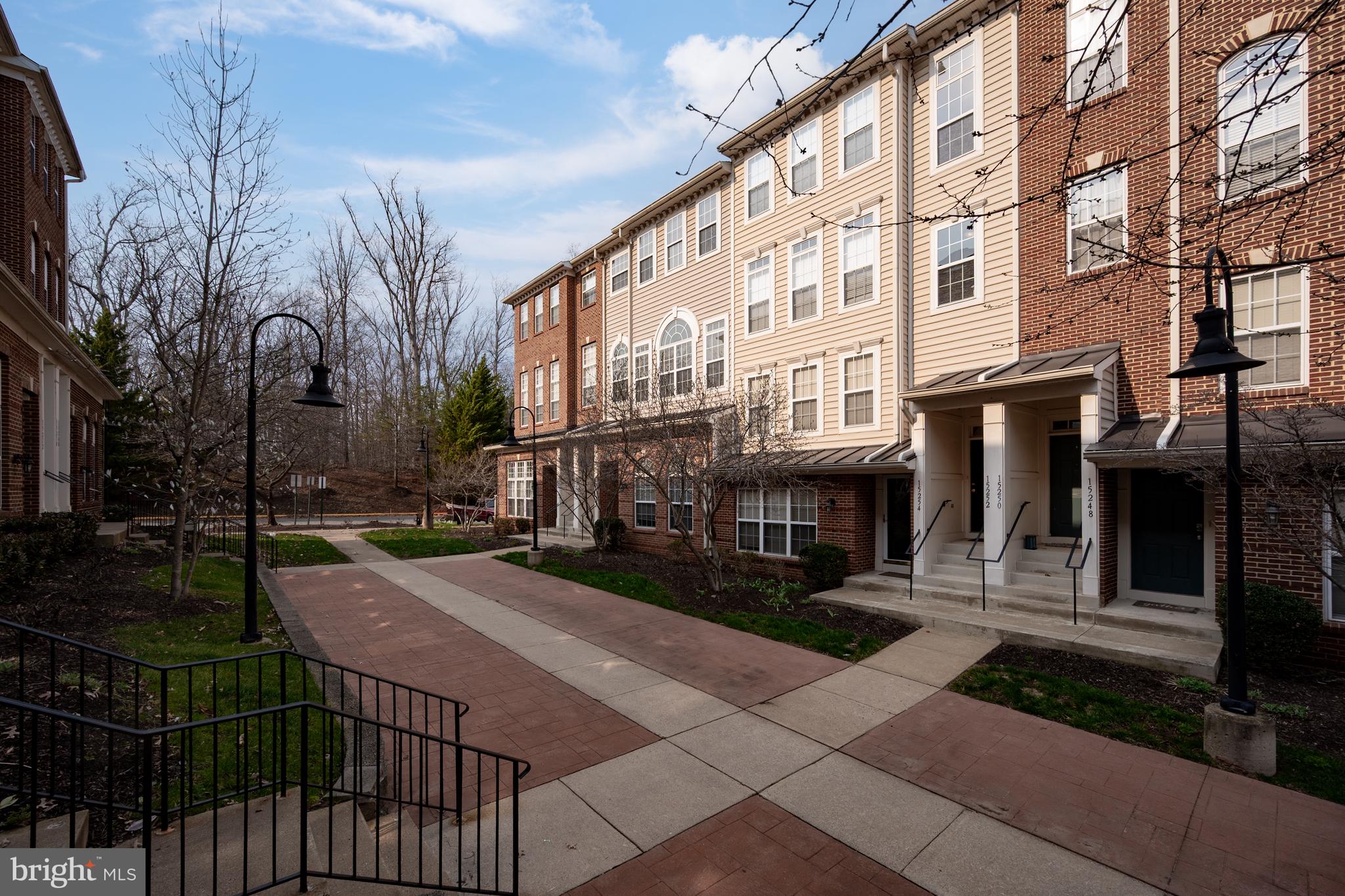 MARKET CENTER CONDOMINIUM - Residential