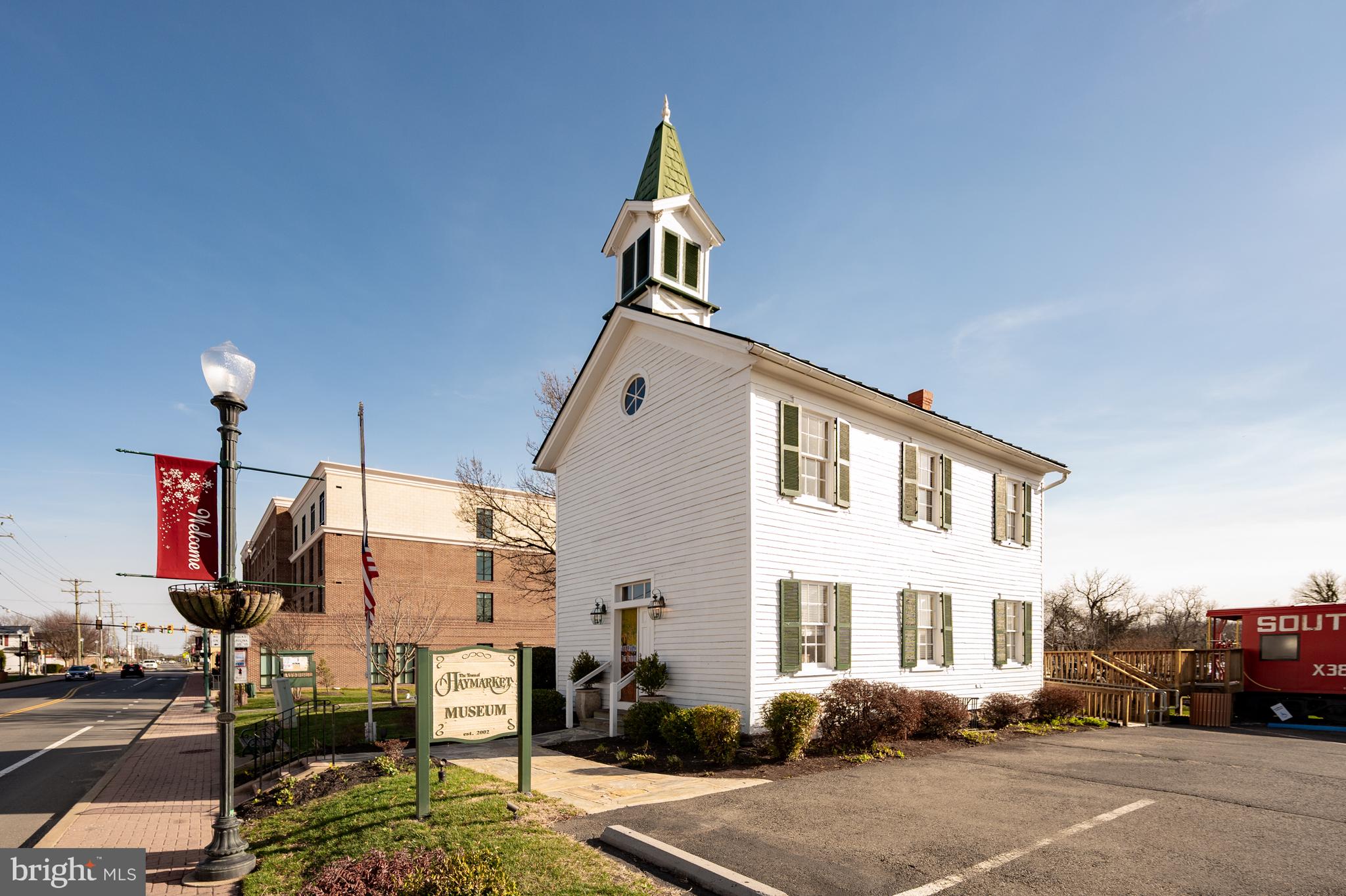 MARKET CENTER CONDOMINIUM - Residential