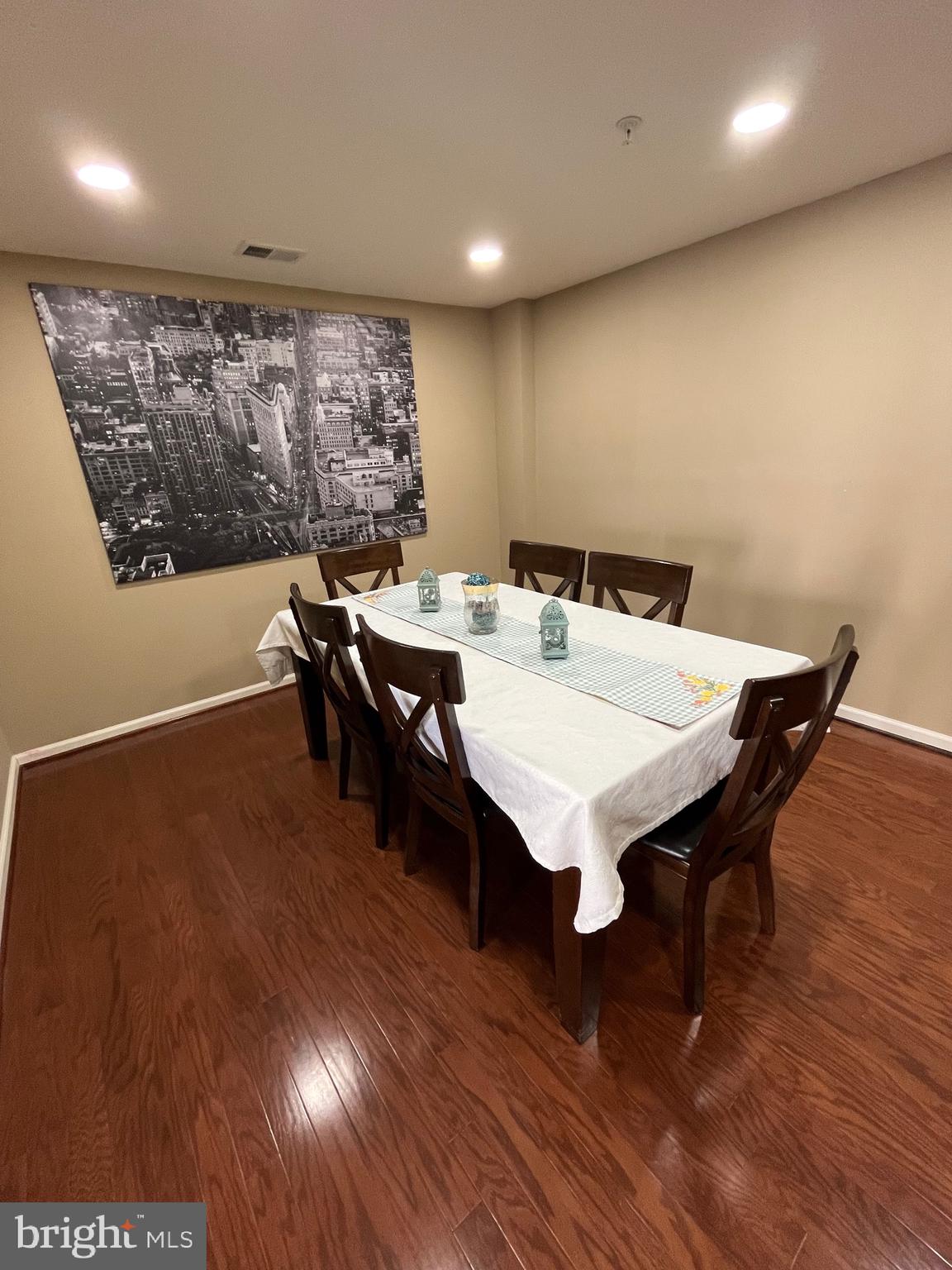 MARKET CENTER CONDOMINIUM - Residential