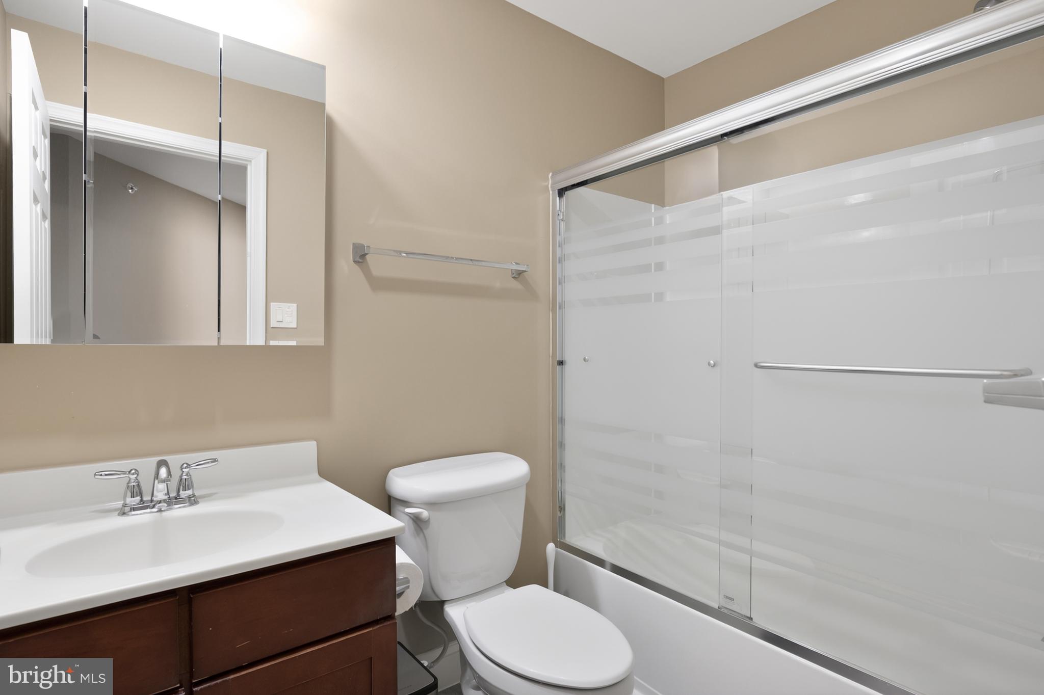 MARKET CENTER CONDOMINIUM - Residential