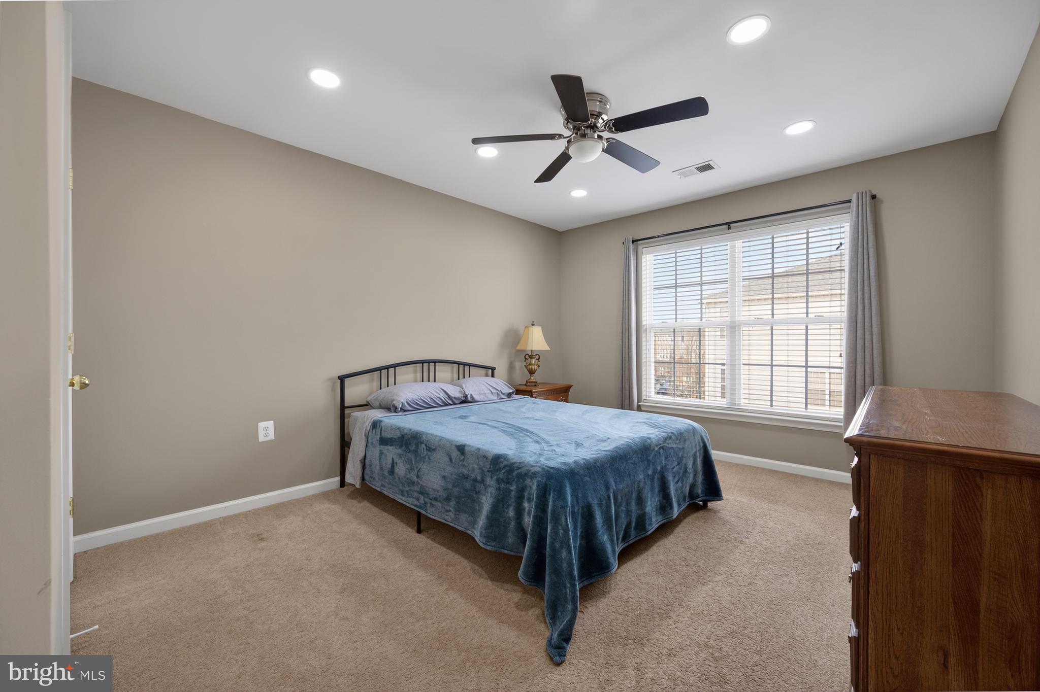 MARKET CENTER CONDOMINIUM - Residential