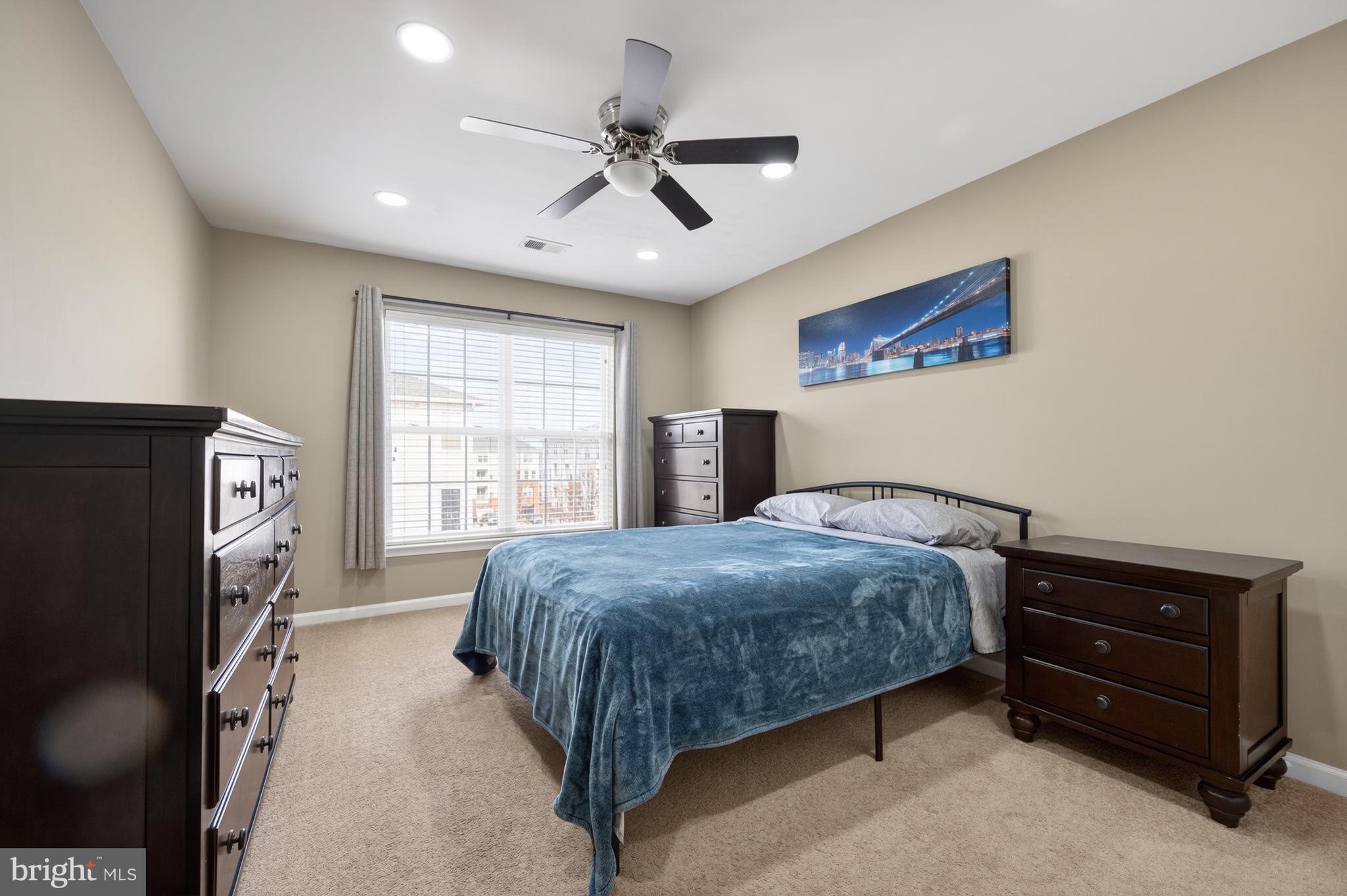 MARKET CENTER CONDOMINIUM - Residential