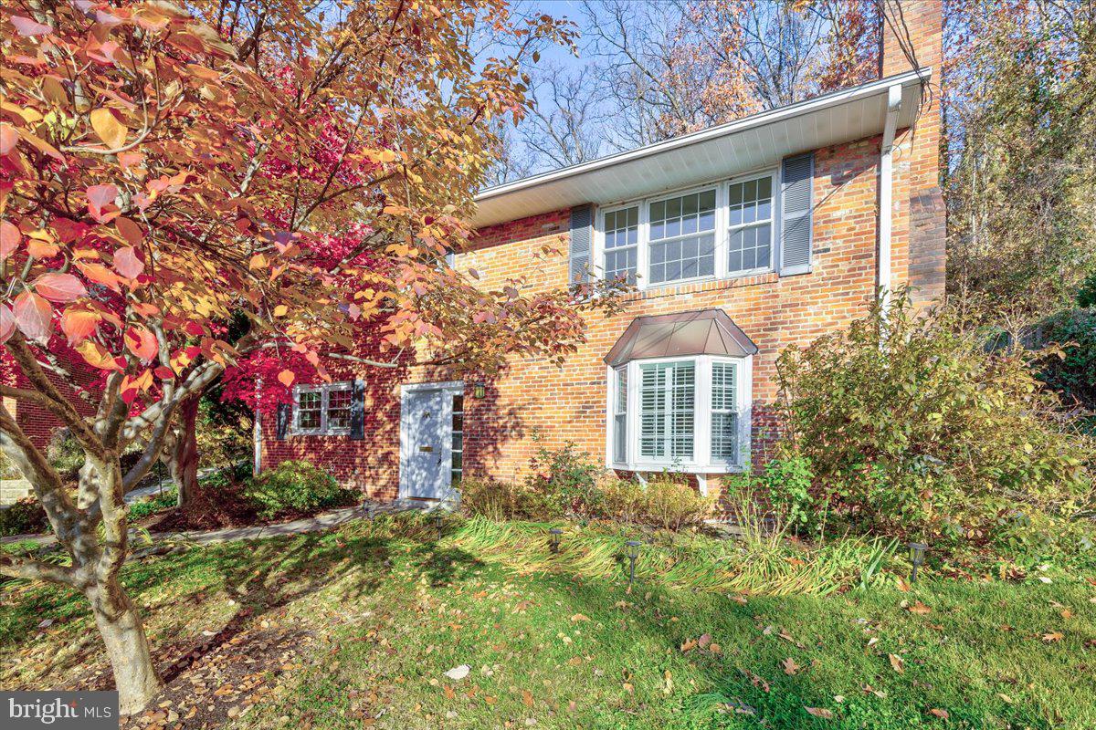 OAKCREST - Residential Lease