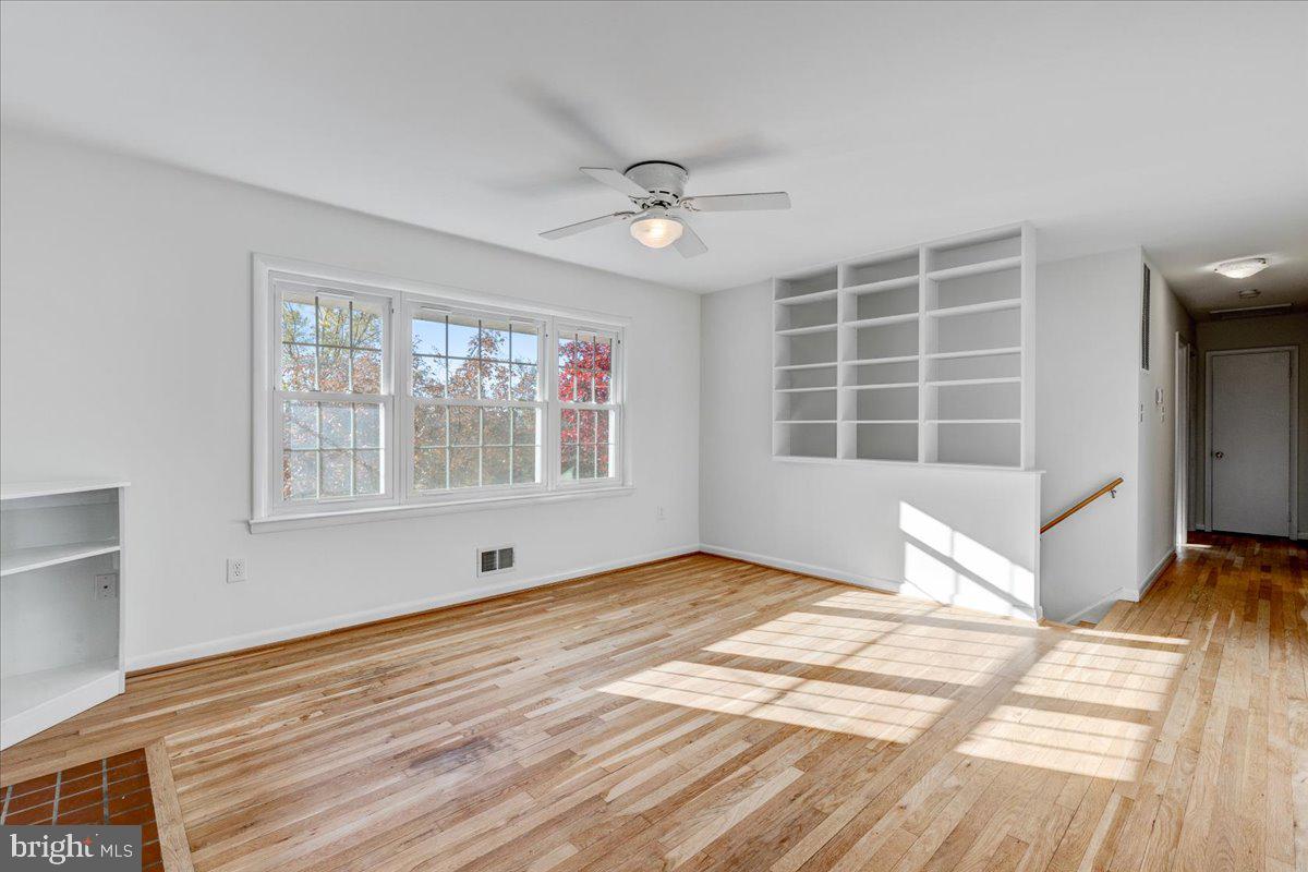 OAKCREST - Residential Lease