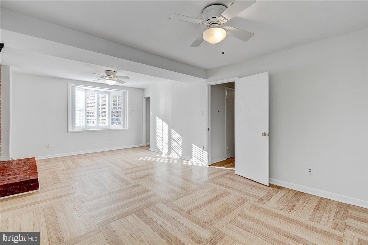 OAKCREST - Residential Lease