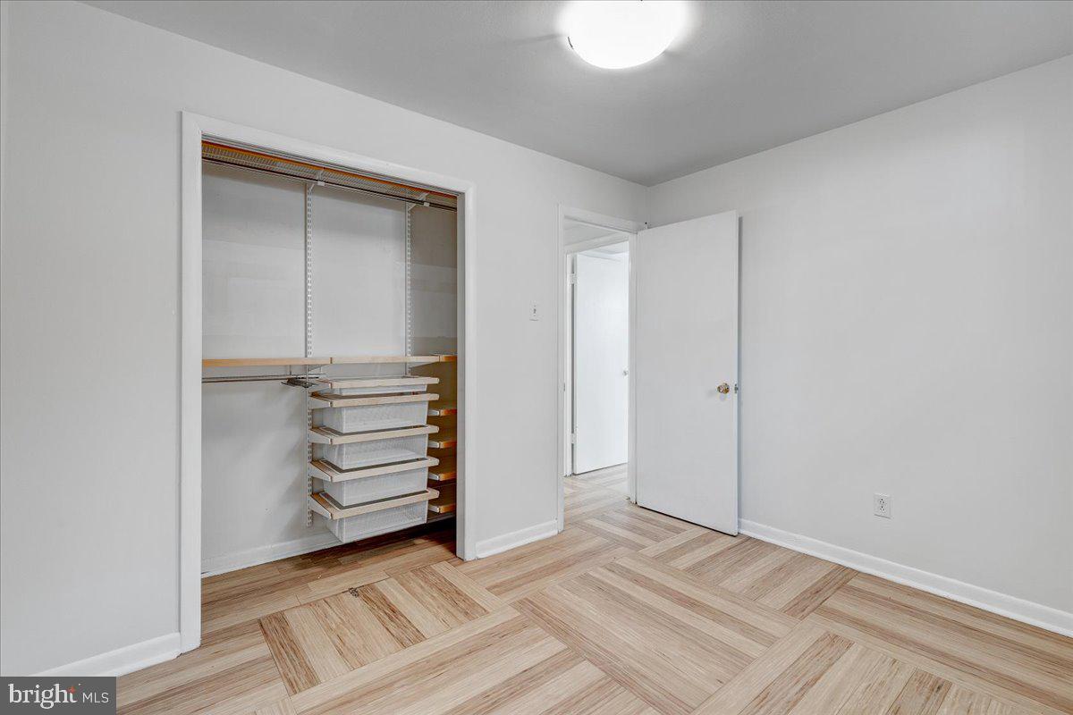 OAKCREST - Residential Lease