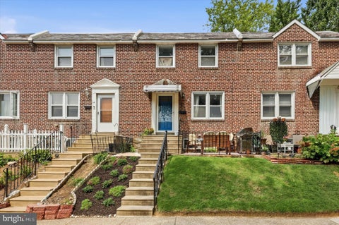 Townhouse For Sale - 74 S Harwood Avenue<br/> UPPER DARBY, PA 19082