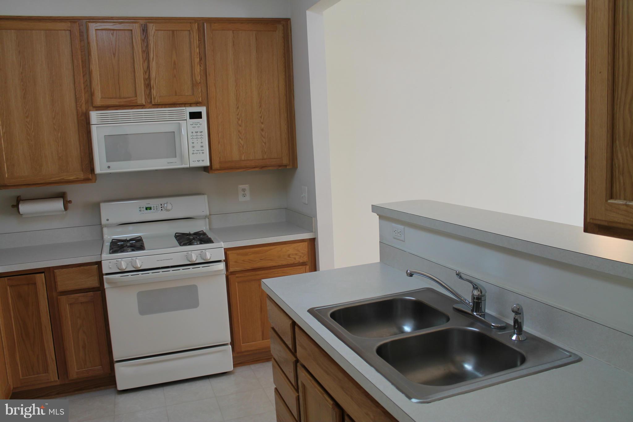 LORTON STATION - Residential Lease