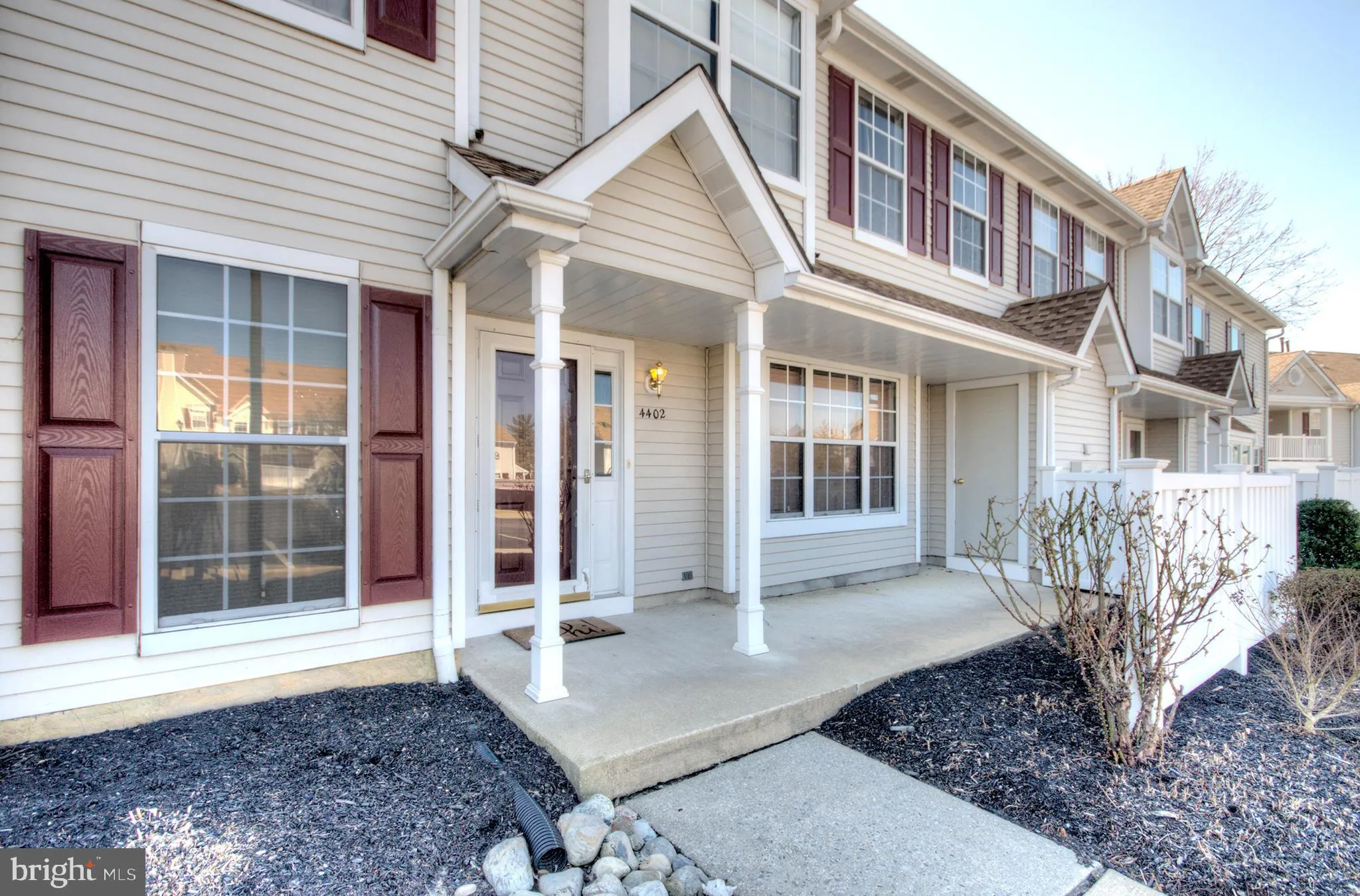 Blackwood, New Jersey 08012, United States, 2 Bedrooms Bedrooms, ,3 BathroomsBathrooms,Residential,Active,87772