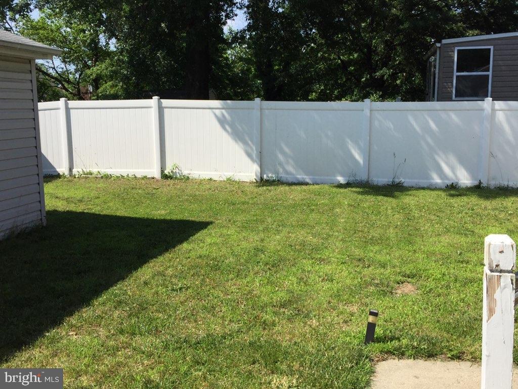 NORTH FORESTVILLE - Residential