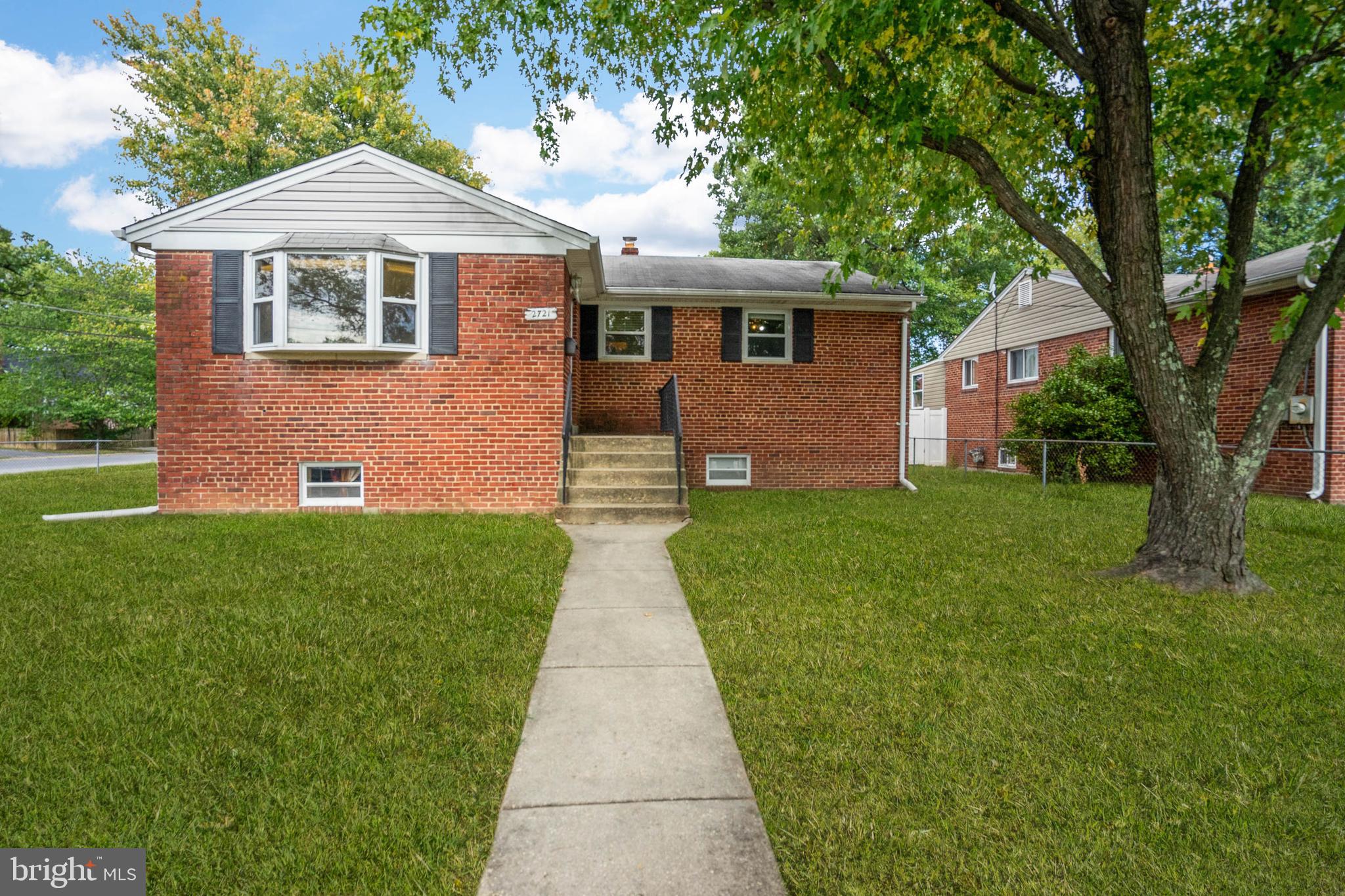 NORTH FORESTVILLE - Residential