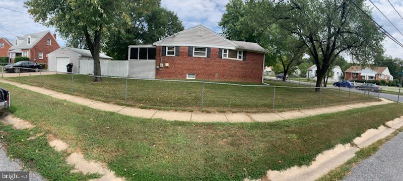 NORTH FORESTVILLE - Residential