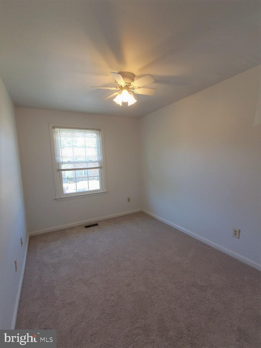 KINGS COURT - Residential Lease