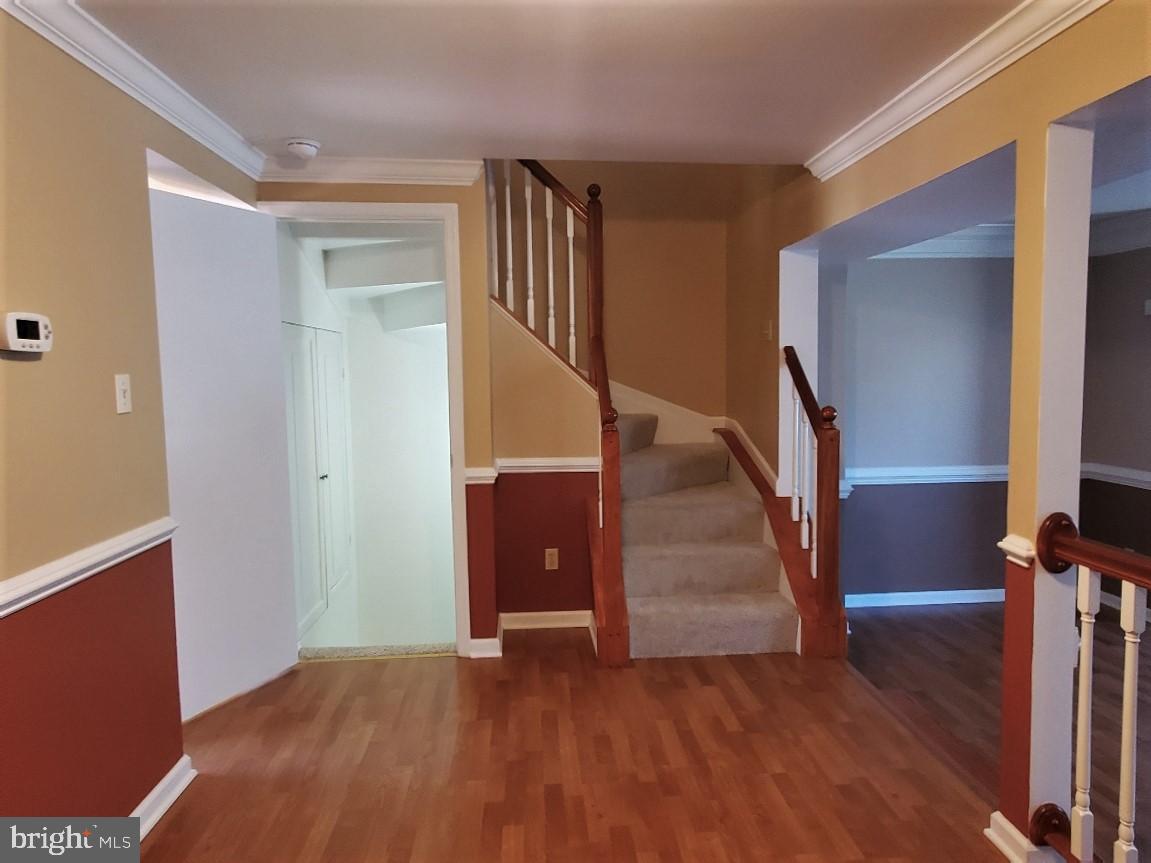 KINGS COURT - Residential Lease