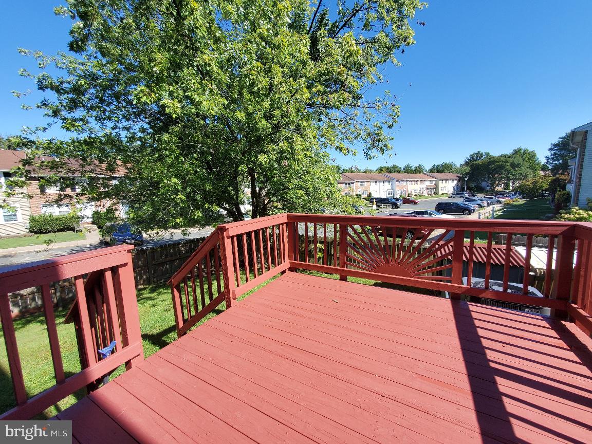 KINGS COURT - Residential Lease