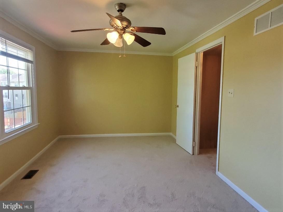 KINGS COURT - Residential Lease