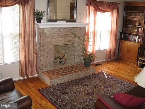 HUNTINGTON AT MT VERNON - Residential Lease