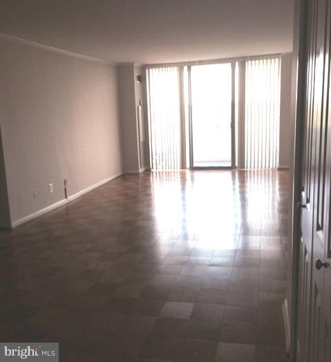 THE KENWOOD - Residential Lease