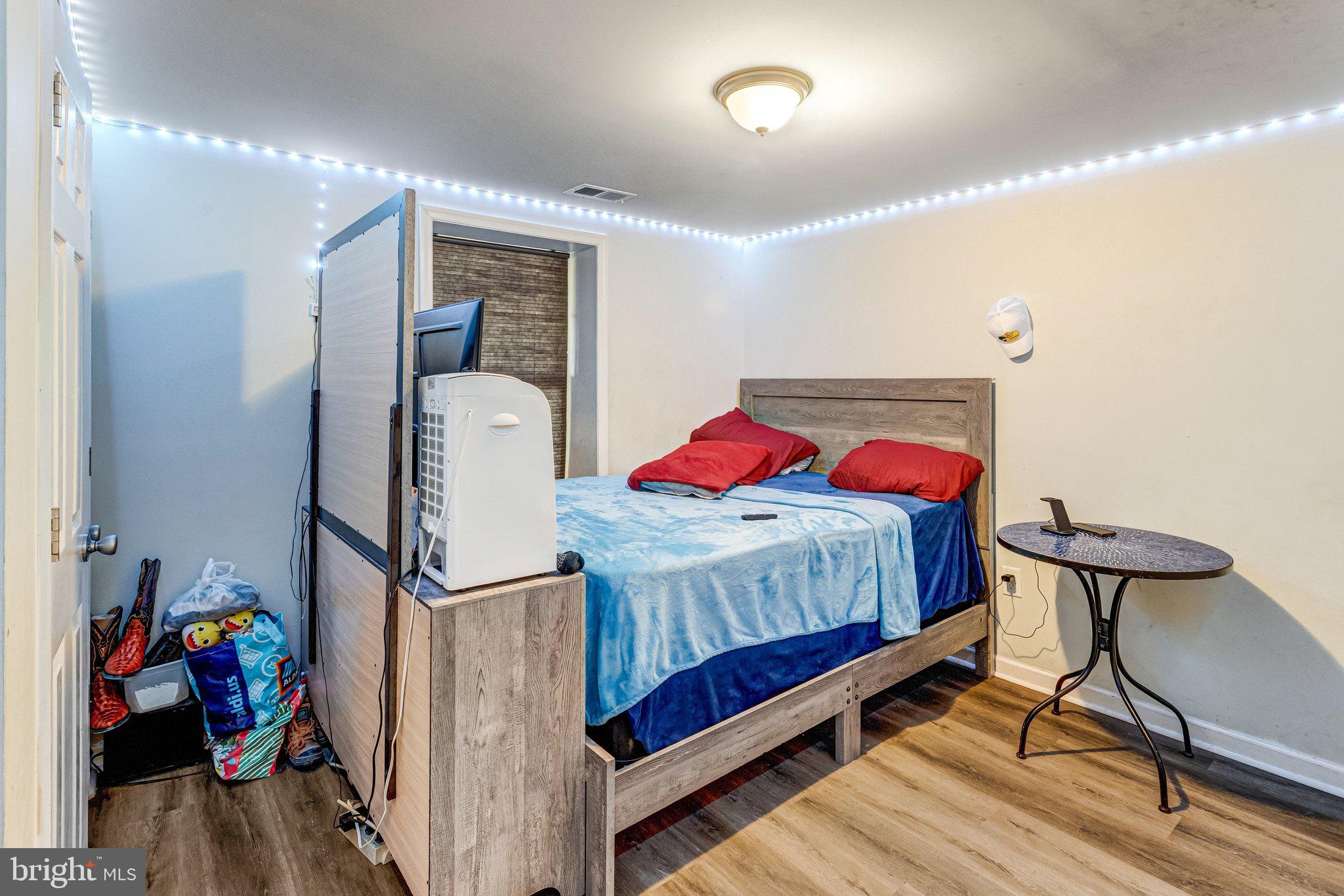 DALE CITY - Residential