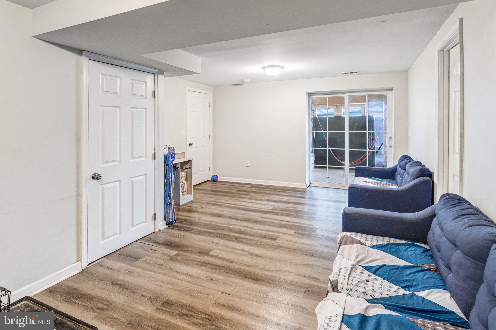 DALE CITY - Residential