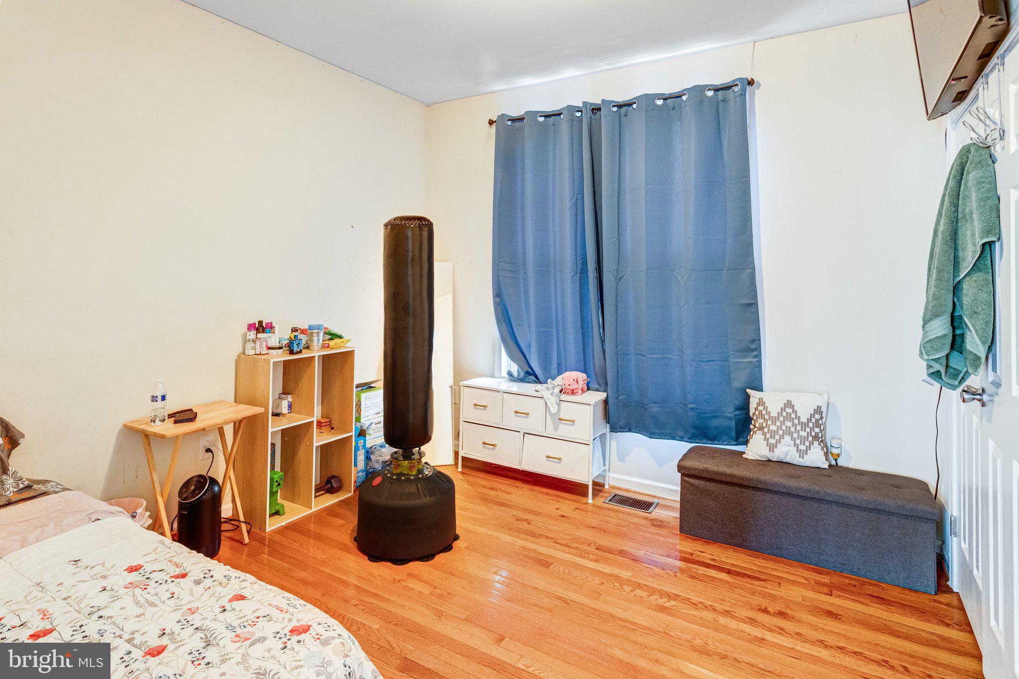 DALE CITY - Residential