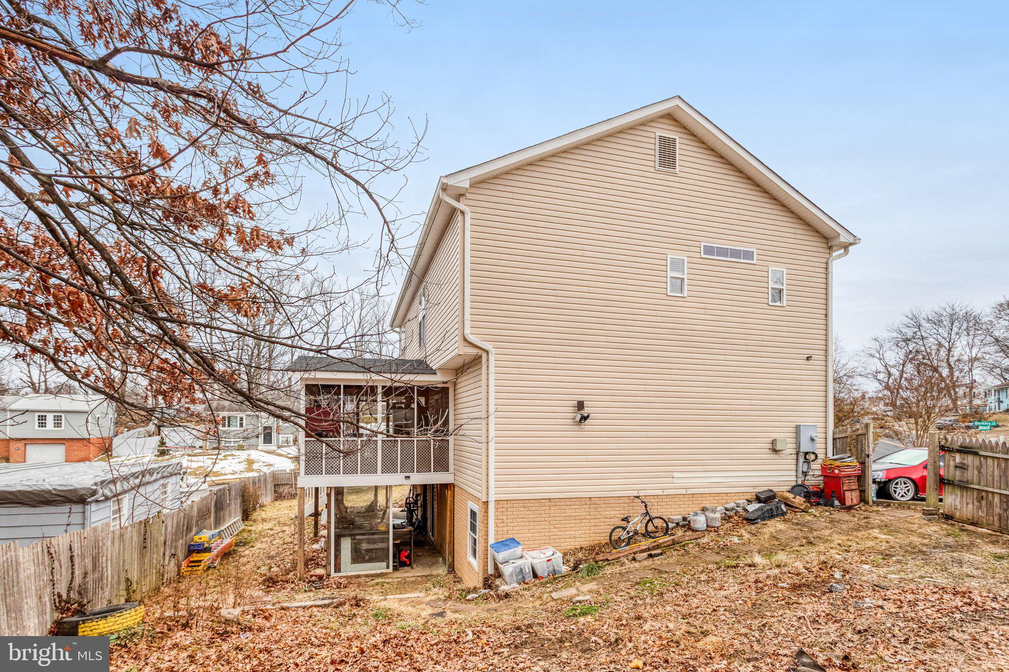 DALE CITY - Residential