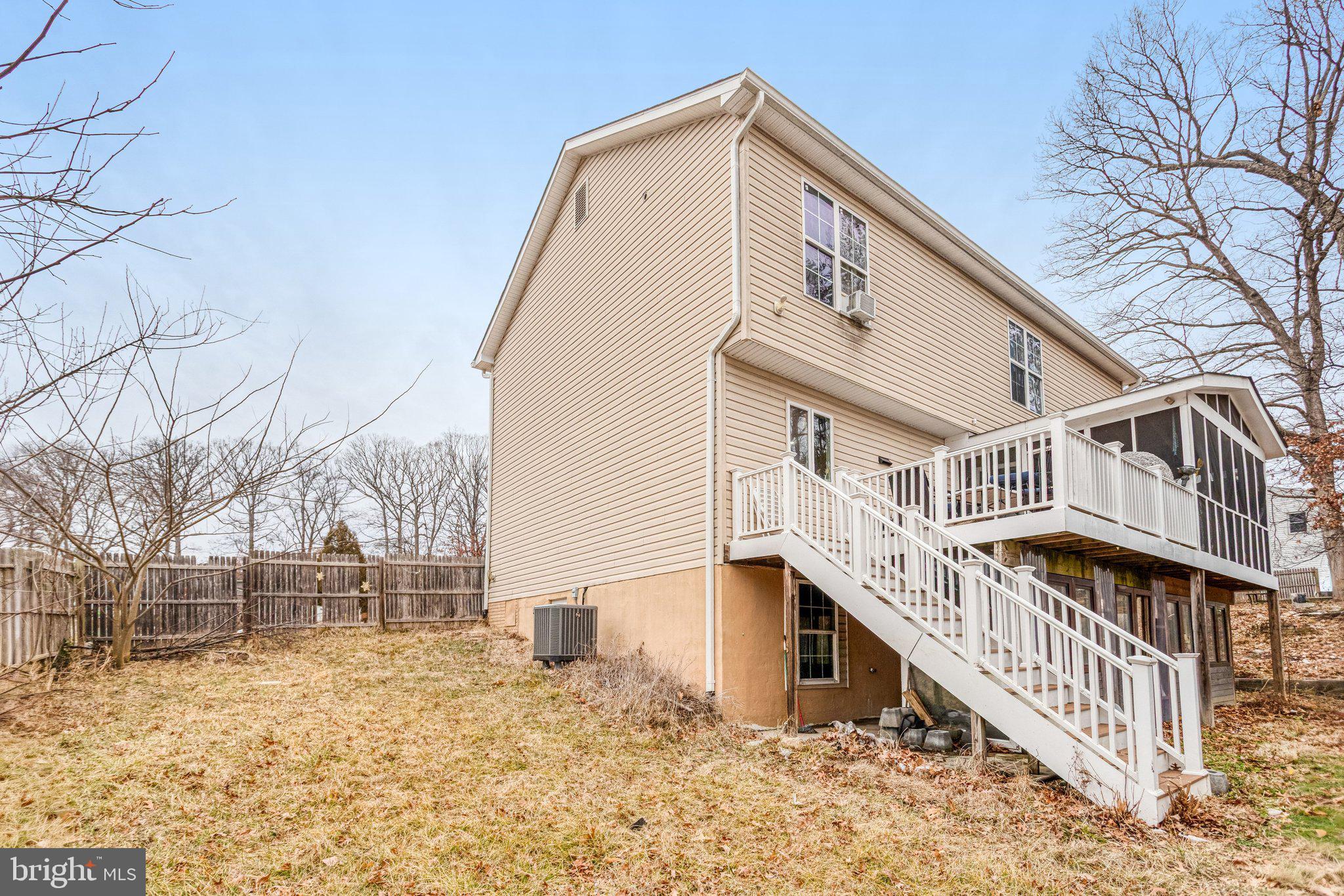 DALE CITY - Residential