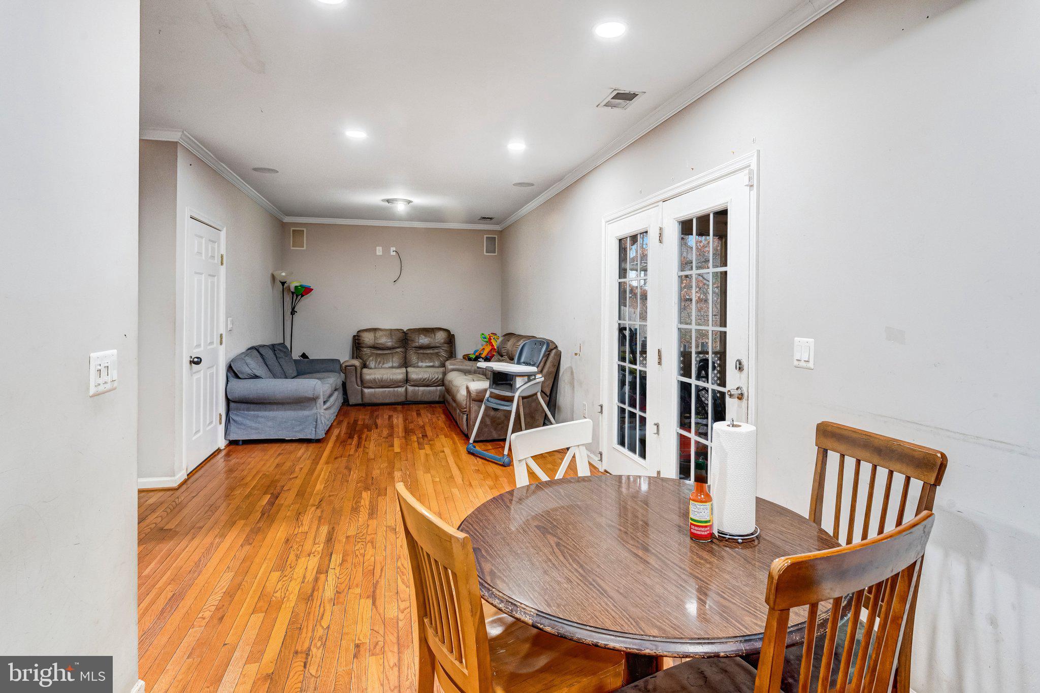 DALE CITY - Residential